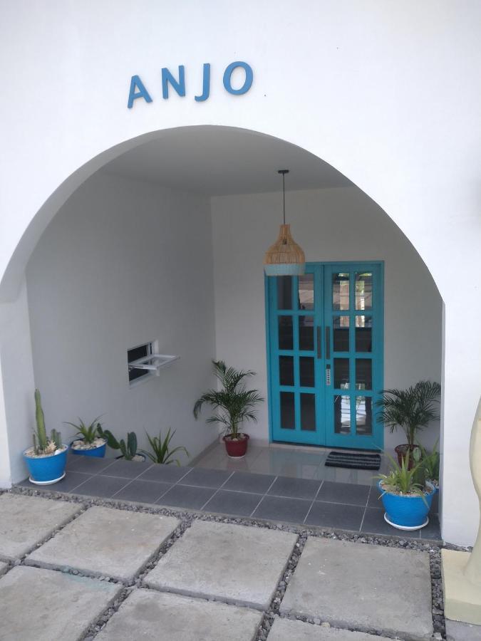 Anjo Maumere Hotel & Restaurant Zewnętrze zdjęcie