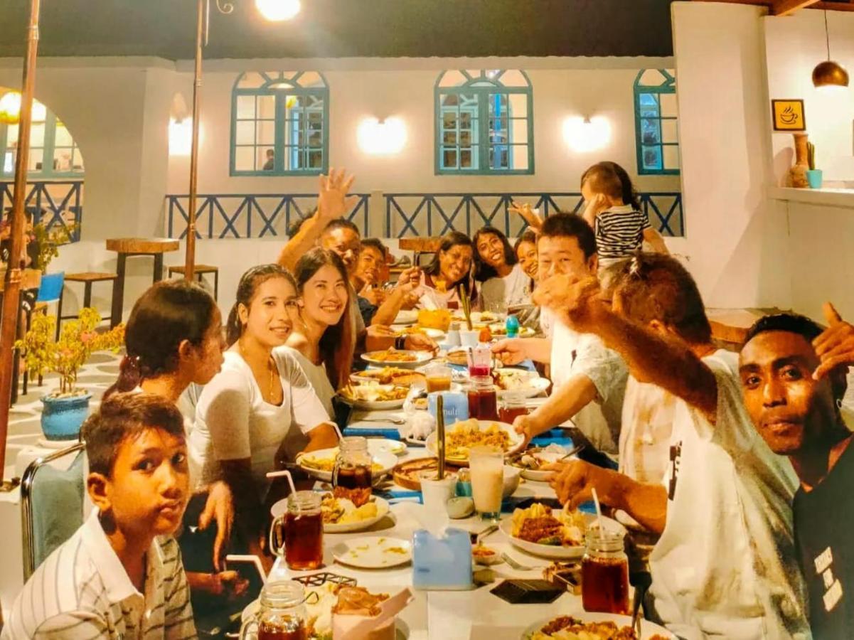 Anjo Maumere Hotel & Restaurant Zewnętrze zdjęcie