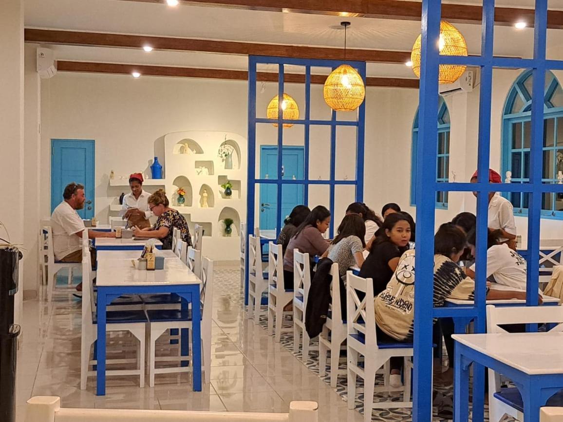 Anjo Maumere Hotel & Restaurant Zewnętrze zdjęcie